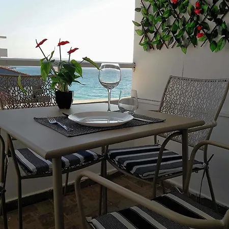 A Unique Seaside View!!! Apartment