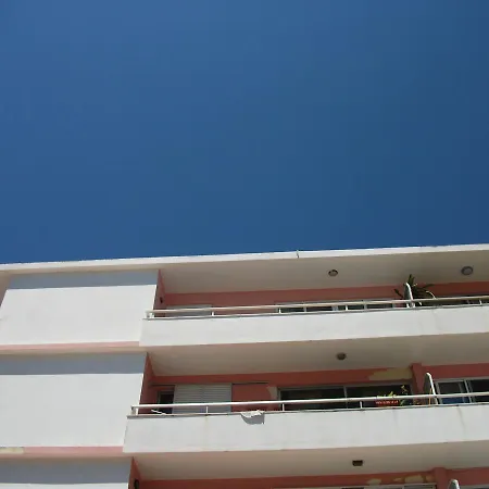A Unique Seaside View!!! アパート *